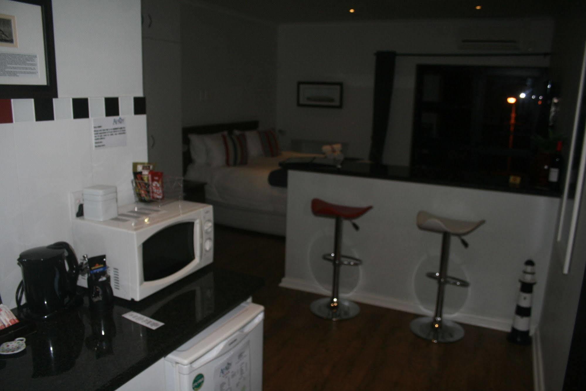 Ahoy Boutique Guest House Port Elizabeth Esterno foto