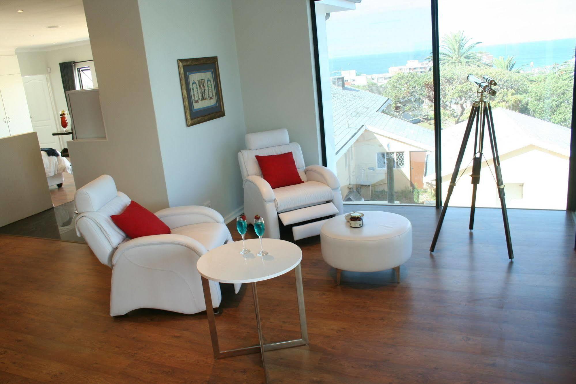 Ahoy Boutique Guest House Port Elizabeth Esterno foto