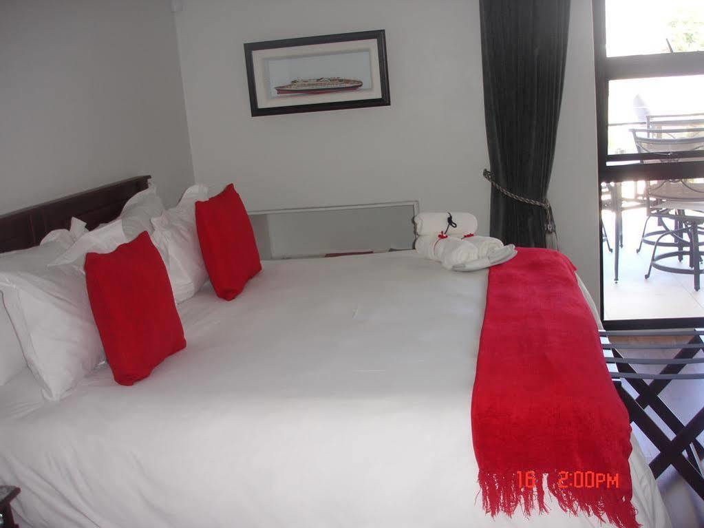 Ahoy Boutique Guest House Port Elizabeth Esterno foto